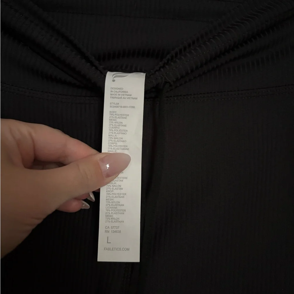 Fabletics Oasis Rib High-Rise 6” Shorts - Picture 5 of 7